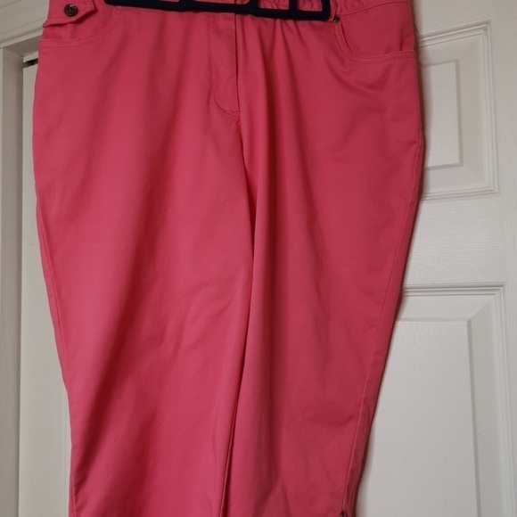 Pink Cotton Capri pants - Picture 8 of 10